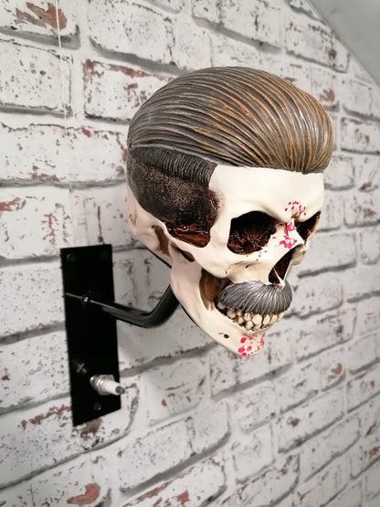 SkullRack – Kypärän ja takin teline