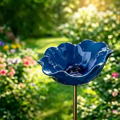 FloraQuelle™ - Kukoistava juomapaikka puutarhan vierailijoille
