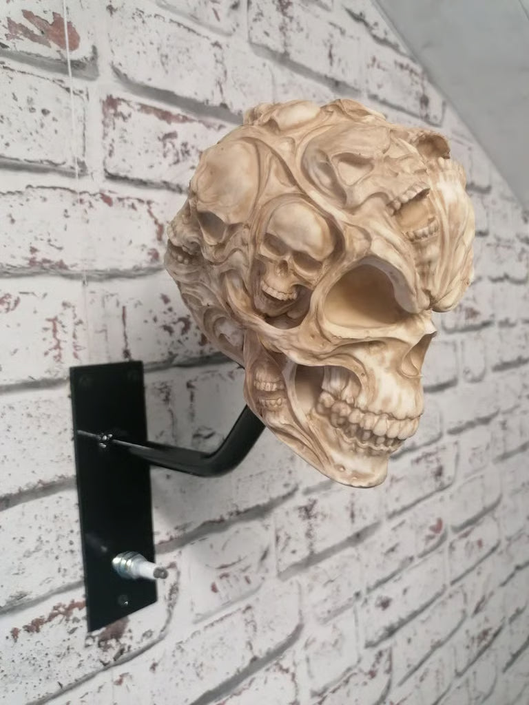 SkullRack – Kypärän ja takin teline