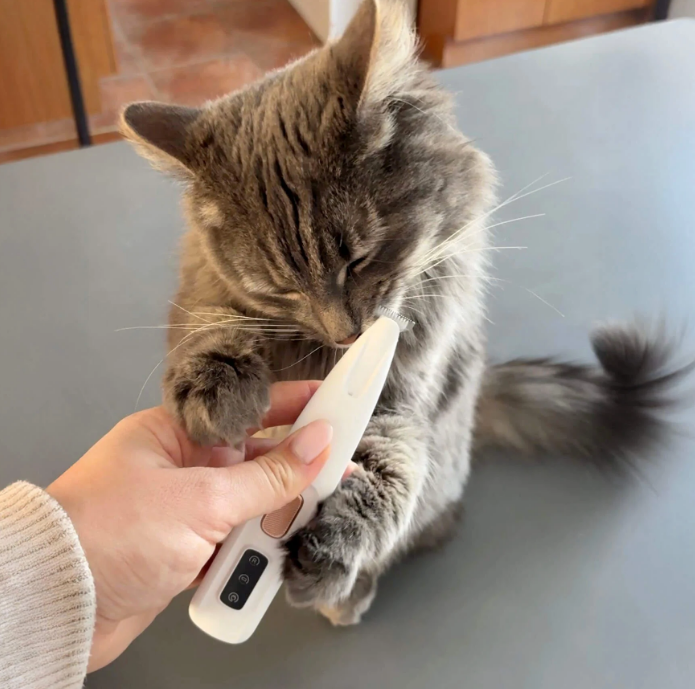 HappyPaw™ Lemmikkiftrimmeri